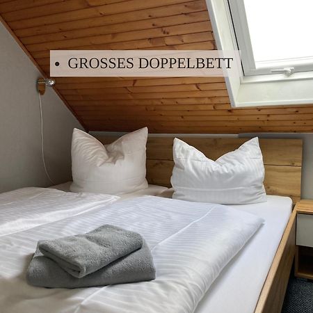 Haus Krabbe Zimmer Ohne Kueche, Fuer 1-2 Personen, Doppelbett, Zentral Gelegen Zwischen Cuxhaven Und Bremerhaven, Hunde Kostenfrei Willkommen, Kostenfreier Parkplatz فريمين المظهر الخارجي الصورة